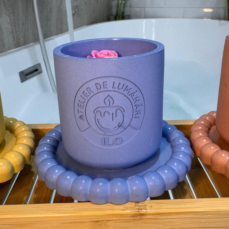 Lumanare parfumata Zambile, 230g