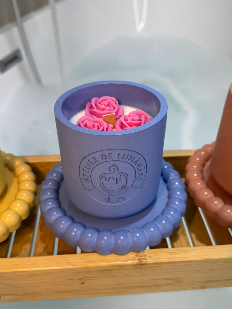 Lumanare parfumata Zambile, 230g