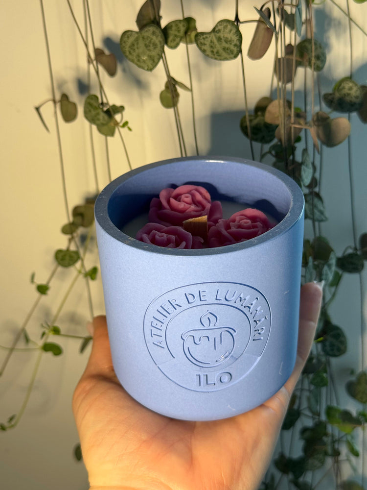 Lumanare parfumata Zambile, 230g